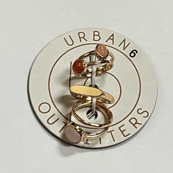 NWT Urban Outfitters Gold Stack Ring Set, Size 6 - Picture 1 of 3